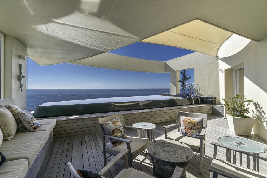 5 Bedroom Property for Sale in Mouille Point Western Cape